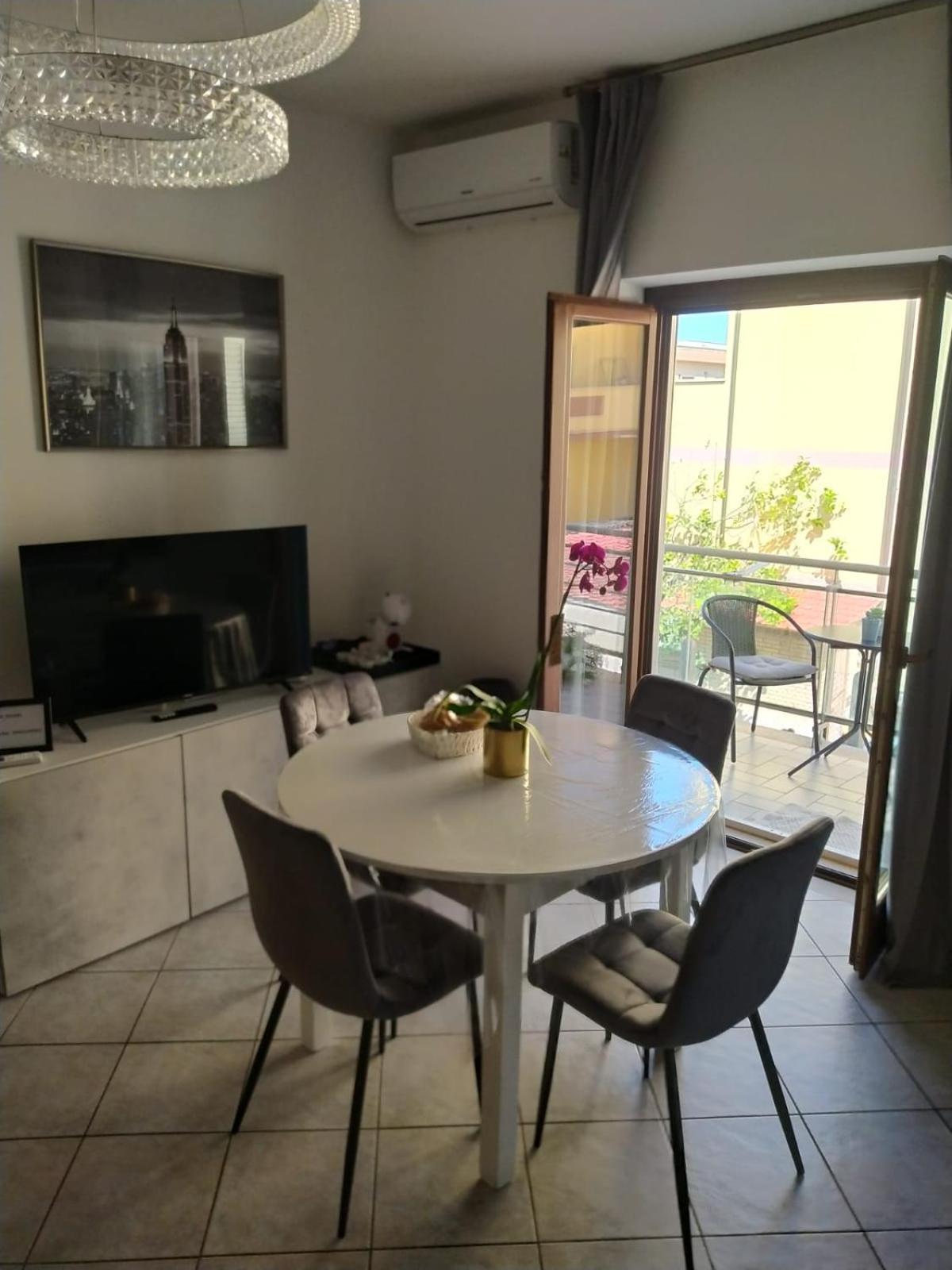 Ferienwohnung La Perla Del Mare - 9 Minutes From Fco Airport - Free Wifi E Netflix Fiumicino Exterior foto